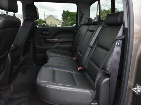 Used 2014 GMC Sierra 1500 SLT w/ SLT Crew Cab Value Package AWD/4WD image 16