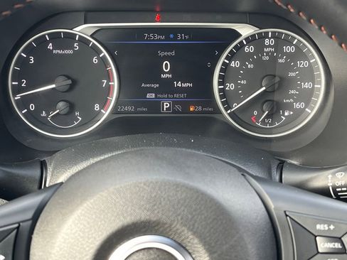 Used 2025 Nissan Sentra SR image 13