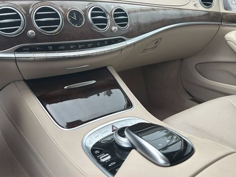 Used 2019 Mercedes-Benz S 450 Sedan image 34