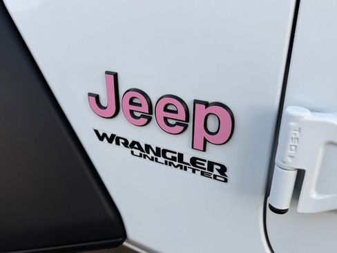 Used 2022 Jeep Wrangler Unlimited Sport image 12