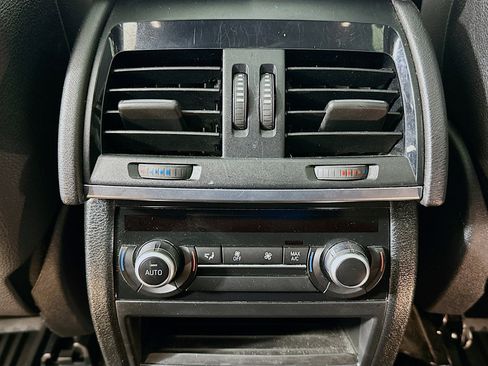 Used 2017 BMW X5 xDrive35d image 29