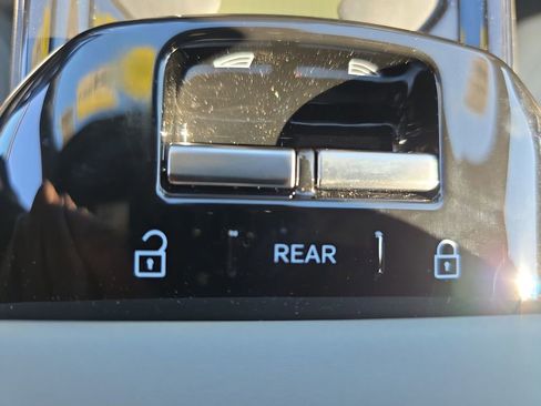 New 2026 Volvo EX30 Ultra image 29