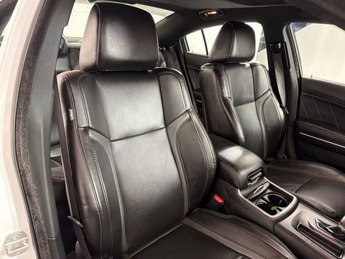 Used 2018 Dodge Charger GT image 26