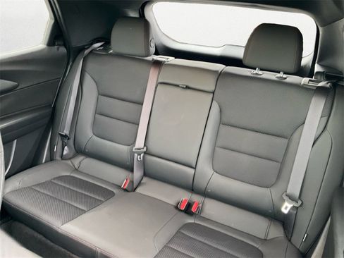 Used 2023 Chevrolet TrailBlazer RS w/ Convenience Package image 9