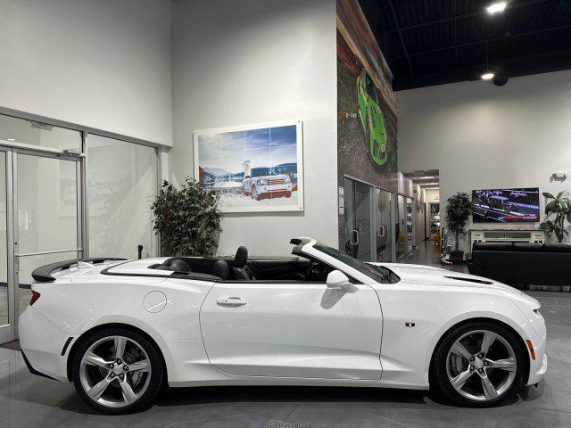 Used 2016 Chevrolet Camaro SS RWD image 27
