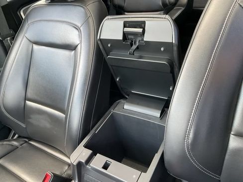 Used 2023 Ford Explorer XLT w/ Equipment Group 202A AWD/4WD image 41