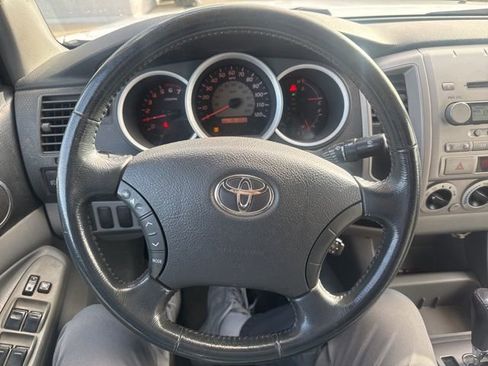 Used 2008 Toyota Tacoma PreRunner image 15