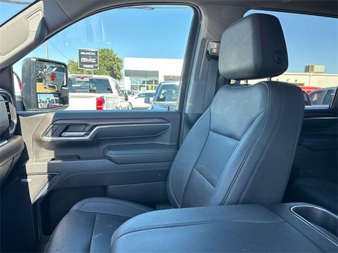 Used 2024 GMC Sierra 3500 SLT w/ SLT Premium Package image 20
