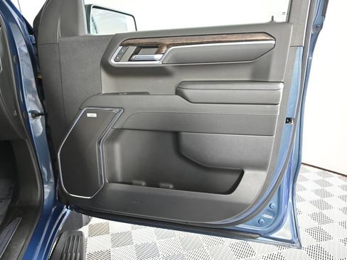 Used 2024 GMC Sierra 1500 Elevation w/ Preferred Package AWD/4WD image 13