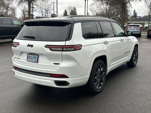 Certified 2023 Jeep Grand Cherokee L Summit image 5