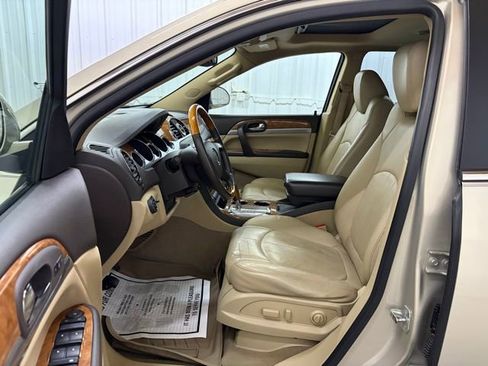 Used 2011 Buick Enclave CXL image 33