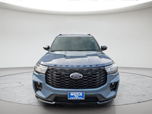 New 2026 Ford Explorer ST-Line w/ ST-Line Street Pack AWD/4WD image 9