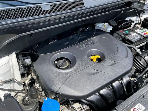 Used 2018 Kia Soul + FWD image 32