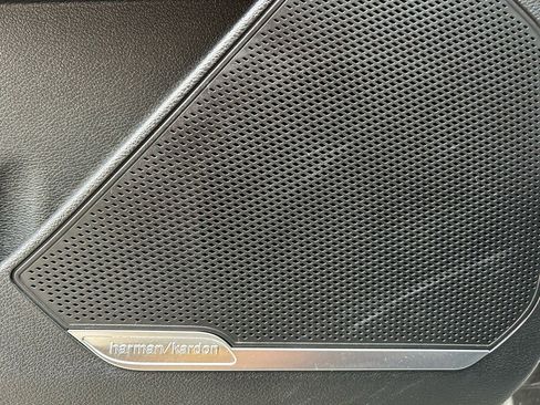 Used 2023 Kia Sportage SX image 23