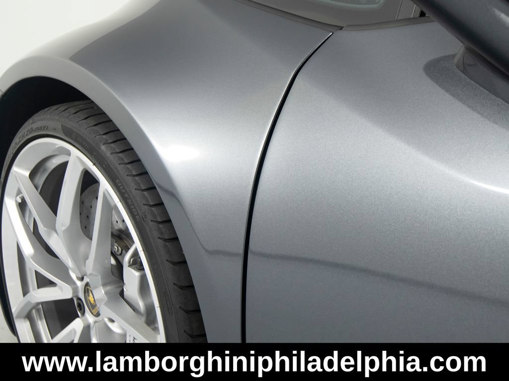 Used 2015 Lamborghini Huracan LP 610-4 AWD/4WD image 48