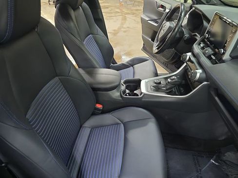 Used 2019 Toyota RAV4 XSE image 10
