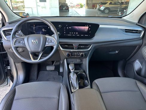 Used 2025 Buick Encore GX Preferred FWD image 33