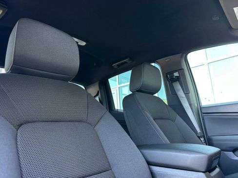 New 2026 Chevrolet Colorado LT image 16