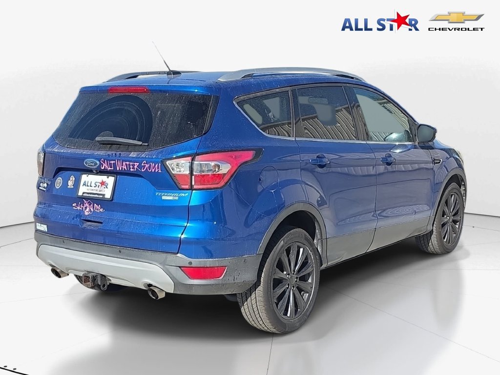 Used 2017 Ford Escape Titanium w/ Equipment Group 301A AWD/4WD image 3