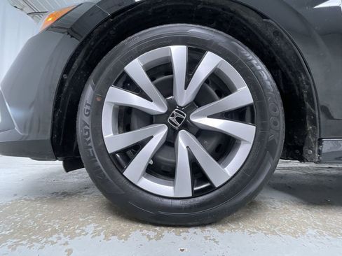 Used 2024 Honda Civic LX image 15