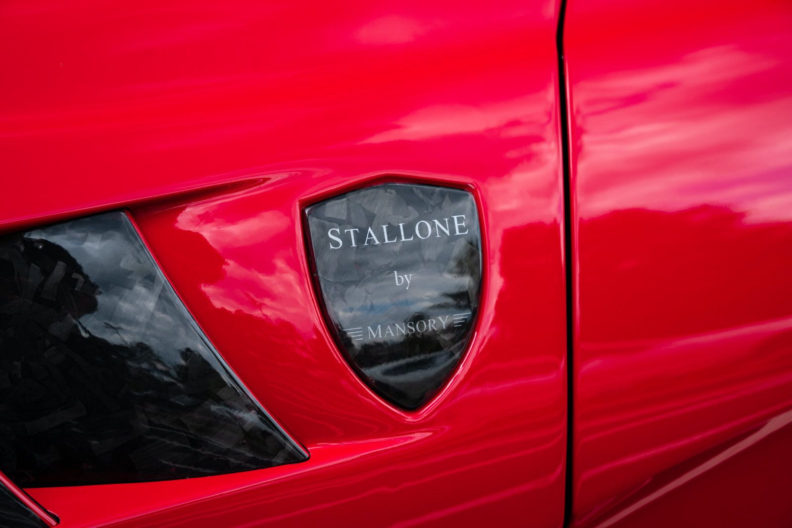 Used 2020 Ferrari 812 Superfast RWD image 33