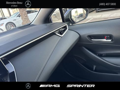 Used 2025 Toyota Corolla Hatchback image 24