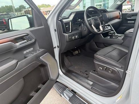 Used 2024 GMC Sierra 1500 Denali w/ Technology Package AWD/4WD image 45