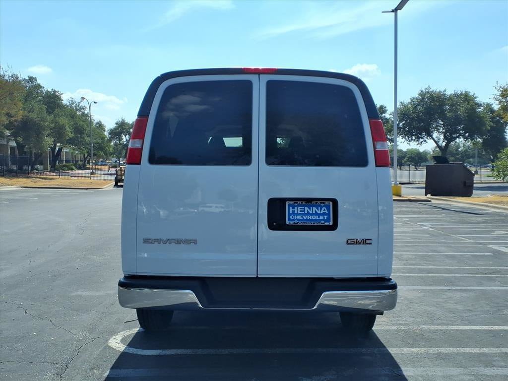 Used 2025 GMC Savana 3500 LT w/ LT Preferred Equipment Group RWD image 7