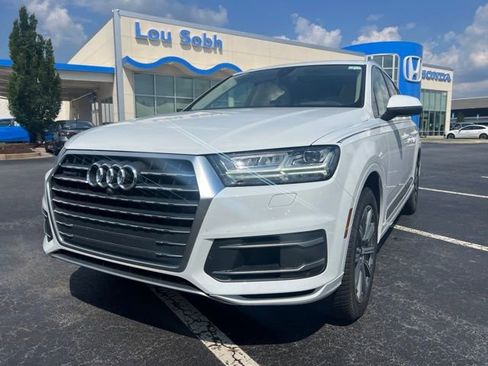 Used 2017 Audi Q7 3.0T Prestige AWD/4WD image 2