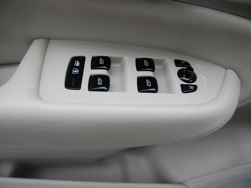 Certified 2023 Volvo XC90 T8 Plus w/ Protection Package Premier AWD/4WD image 16