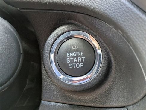 Used 2021 Subaru Ascent Limited w/ Technology Package image 29