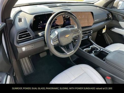 New 2026 Chevrolet Traverse High Country image 2