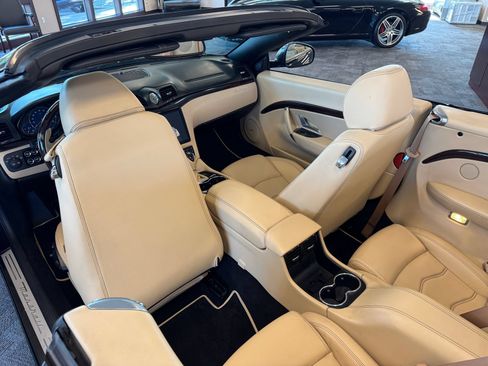 Used 2014 Maserati GranTurismo Convertible RWD image 29
