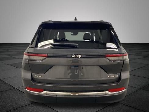 Used 2025 Jeep Grand Cherokee Laredo X w/ Luxury Tech Group I image 5