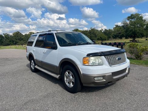 Used 2004 Ford Expedition Eddie Bauer image 4