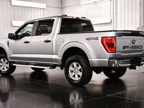 Used 2021 Ford F150 XLT AWD/4WD image 5