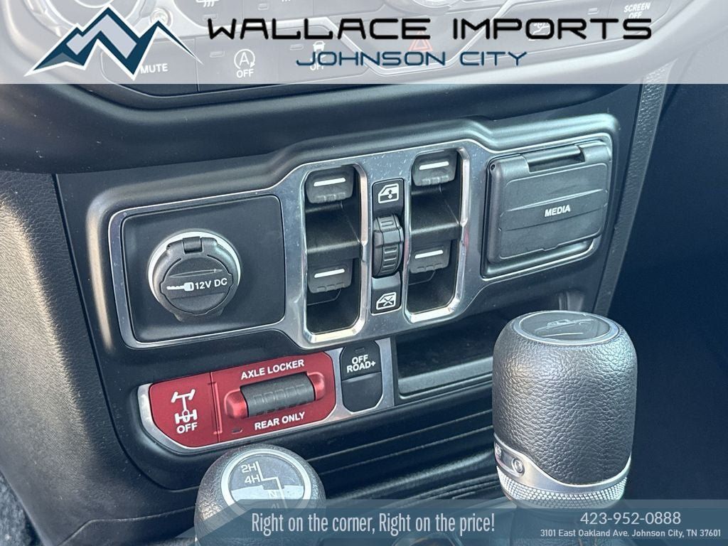 Used 2022 Jeep Gladiator Mojave w/ Cold Weather Group AWD/4WD image 28
