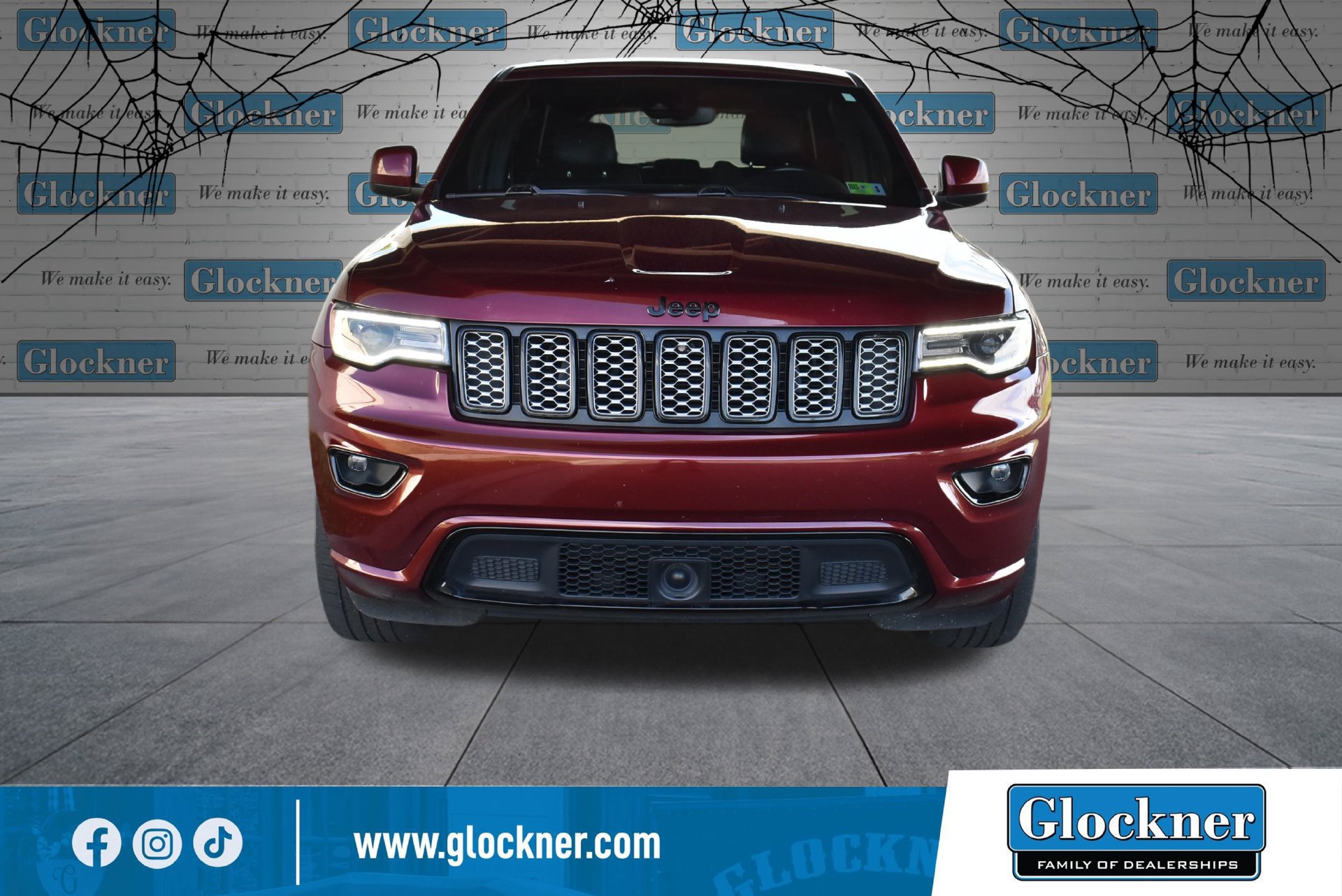 Used 2022 Jeep Grand Cherokee Laredo X AWD/4WD image 2