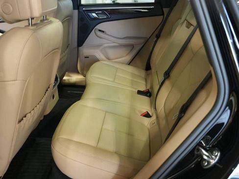 New 2026 Porsche Macan image 26