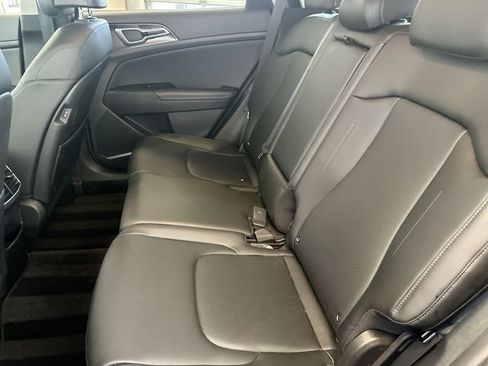 Certified 2024 Kia Sportage EX AWD/4WD image 26