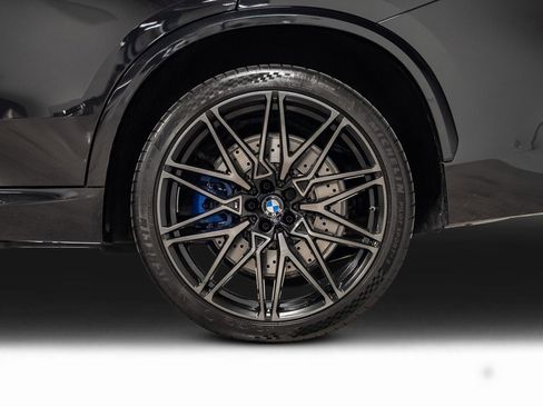 Used 2020 BMW X5 M Competition w/ Executive Package image 18