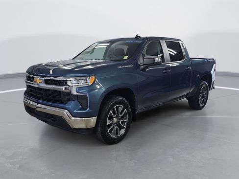 Used 2024 Chevrolet Silverado 1500 LT AWD/4WD image 9