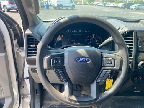 Used 2017 Ford F150 XL w/ Equipment Group 101A Mid RWD image 11