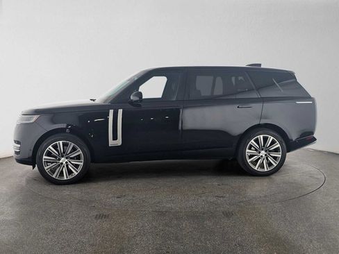 Used 2025 Land Rover Range Rover Long Wheelbase Autobiography AWD/4WD image 2