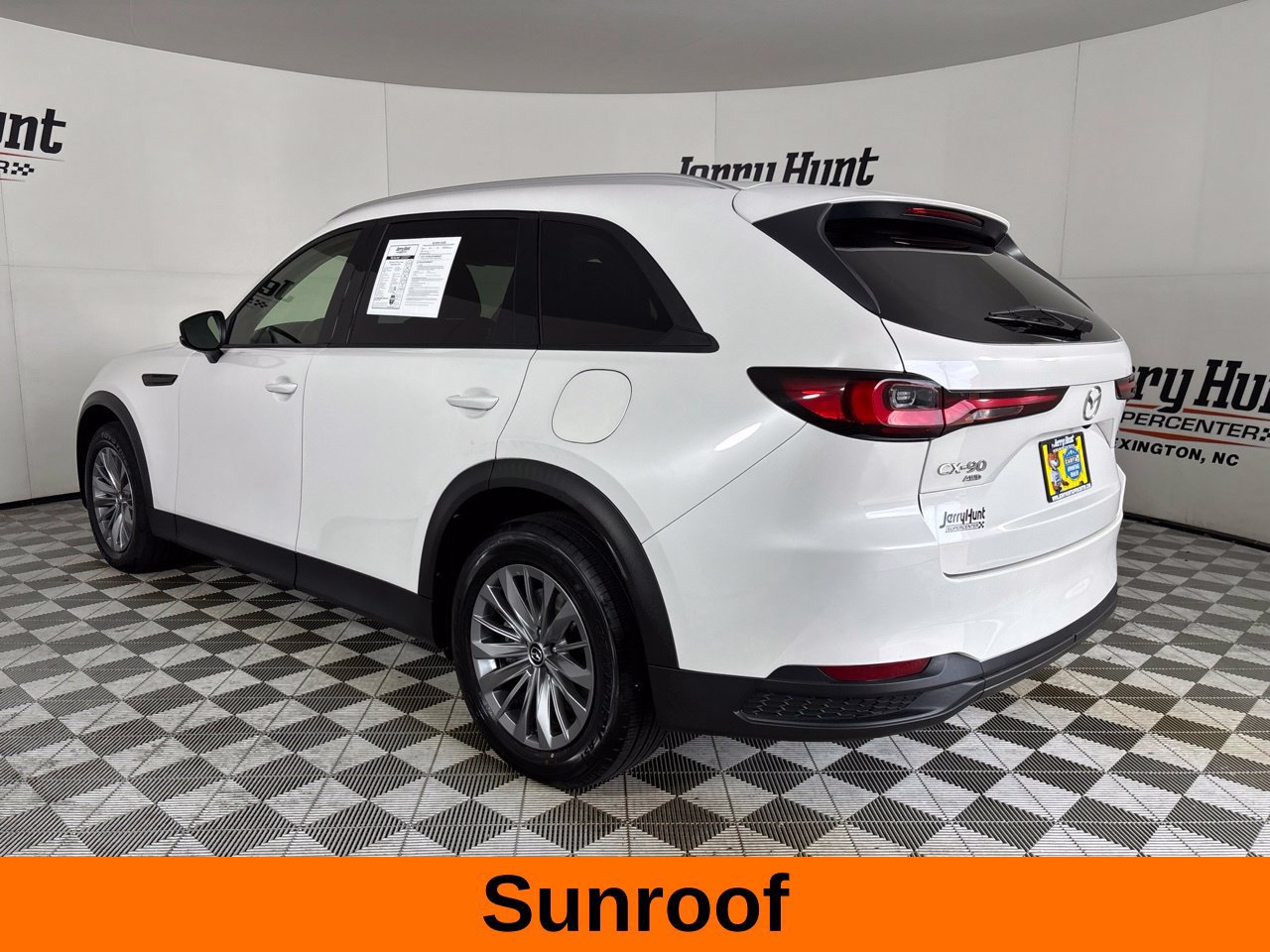 Used 2024 MAZDA CX-90 3.3 Turbo w/ Preferred Plus AWD/4WD image 9