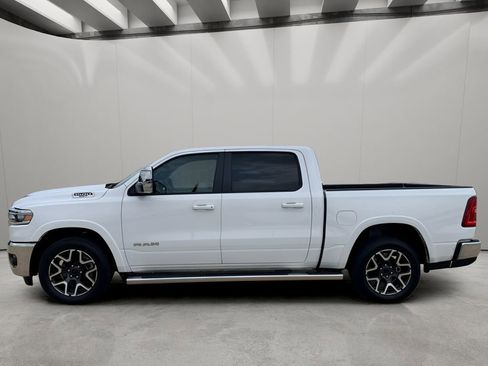 Used 2025 RAM 1500 Laramie AWD/4WD image 4