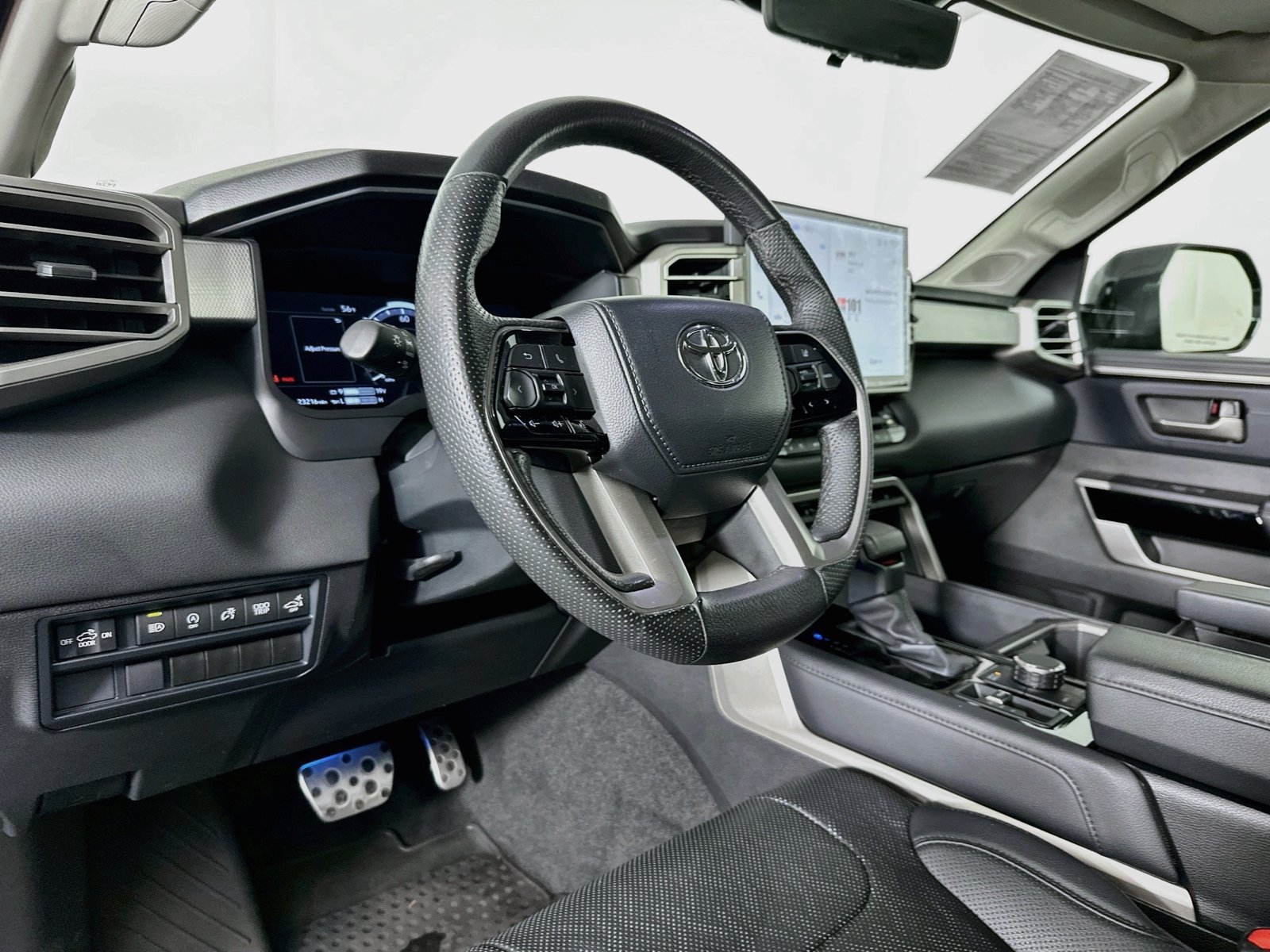 Used 2024 Toyota Tundra Limited w/ TRD Off-Road Package AWD/4WD image 9
