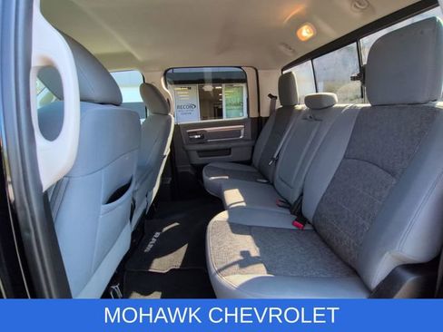 Used 2019 RAM 1500 Classic SLT w/ Luxury Group AWD/4WD image 23