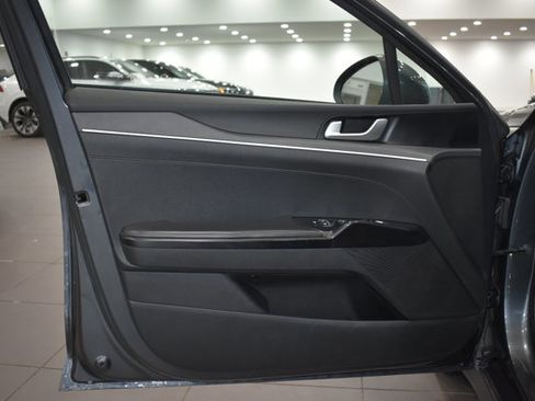 Used 2021 Kia K5 LXS FWD image 31