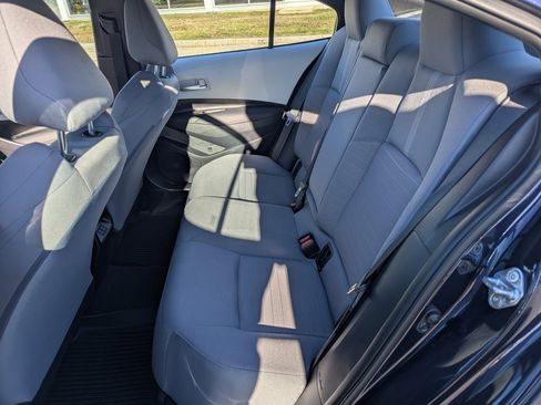 Used 2025 Toyota Corolla SE image 17